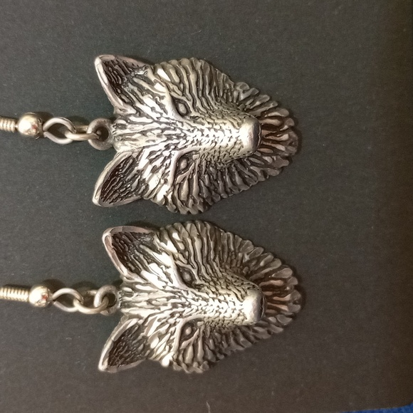 Sterling Jewelry - Sterling Silver 3D Wolf Head Dangle Earrings